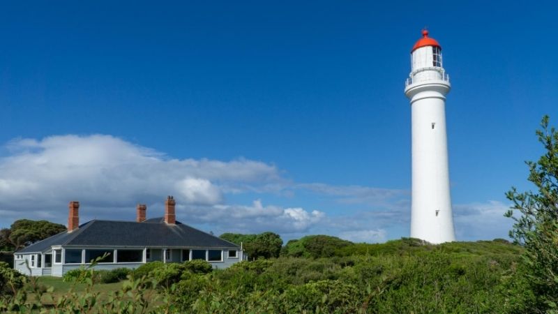 where to stay on the great ocean road